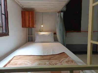 City Backpackers & Travel หลวงพระบาง ภายนอก รูปภาพ